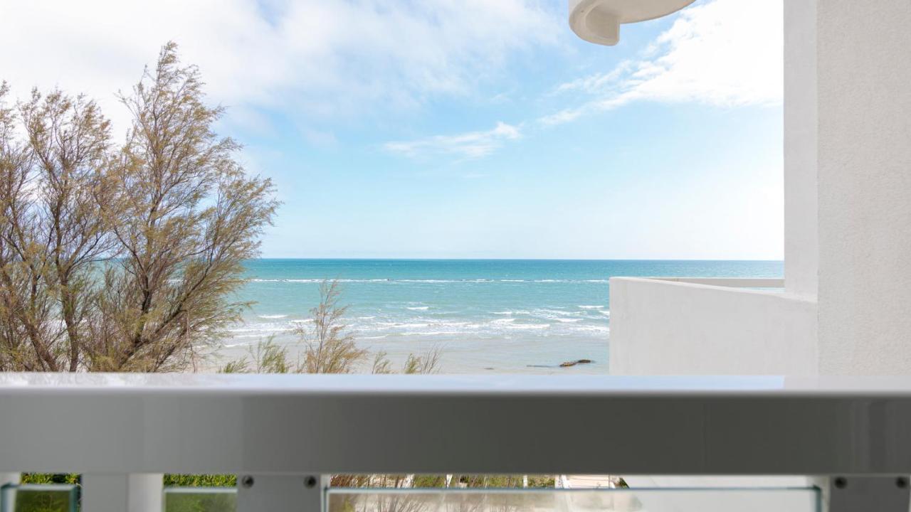 Rivazzurra Homes - C Termoli Kültér fotó