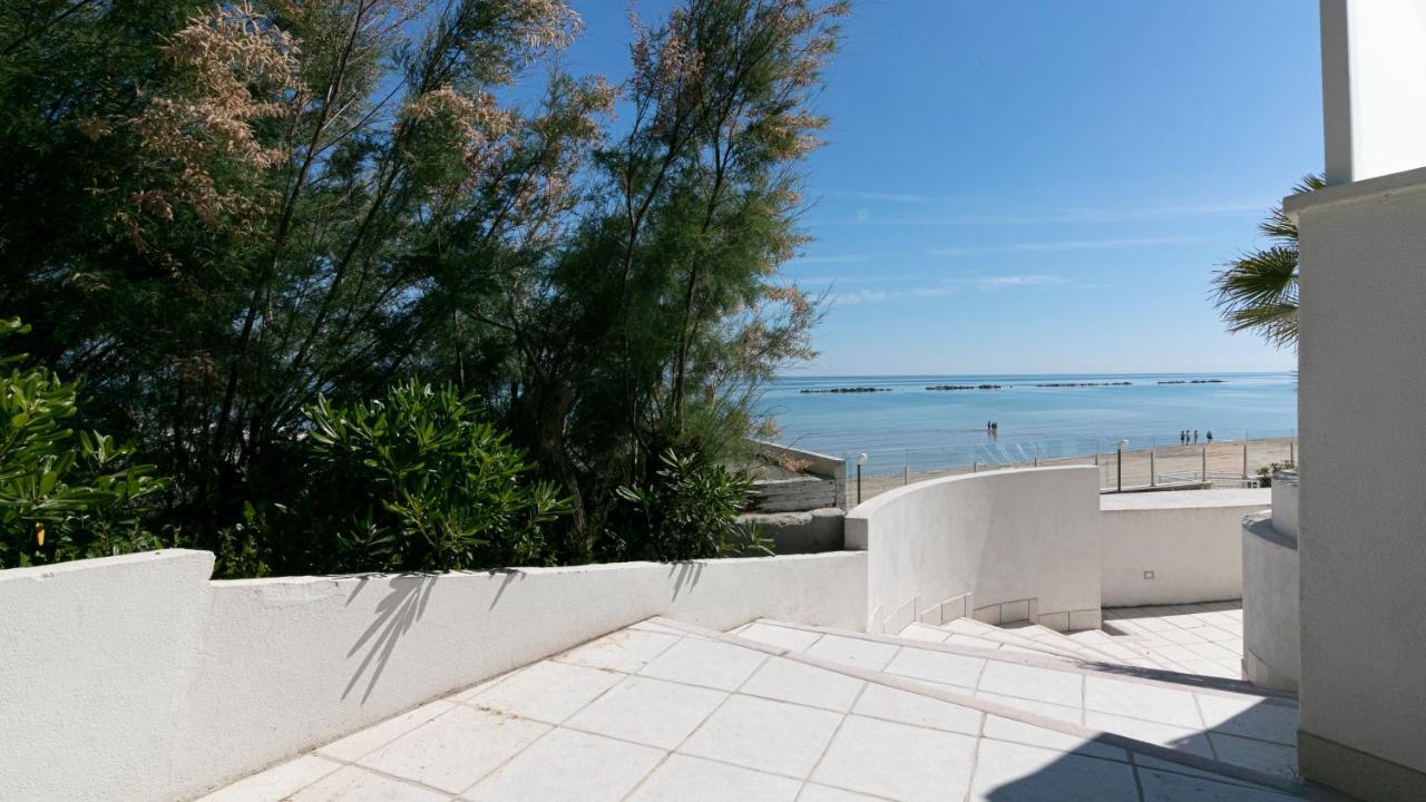 Rivazzurra Homes - C Termoli Kültér fotó