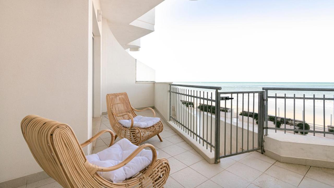 Rivazzurra Homes - C Termoli Kültér fotó